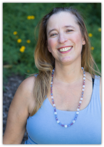 Beth Barany, Award-Winning Novelist & Creativity Coach for Writers, Founder & Editor of Writer's Fun Zone, a blog for and by creative writers _MG_6971_drop-shadow-crop